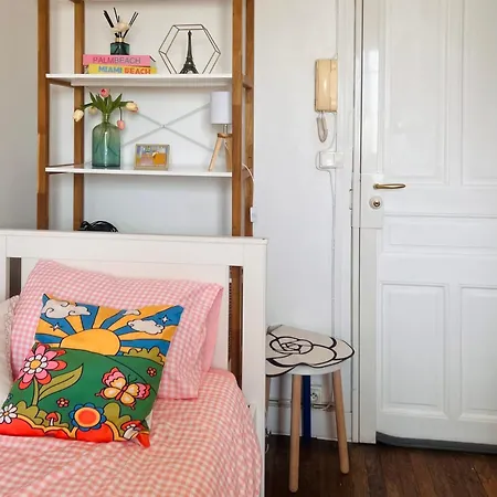 Apartment Centre Orsay